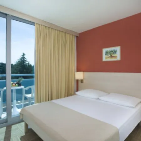 Sunny By Valamar, Ex Crystal
