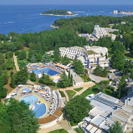 Sunny By Valamar, Ex Crystal Hotel 4*