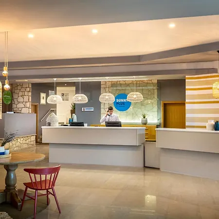 Valamar Crystal فندق بوريتش