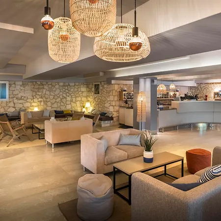 Hotel Sunny By Valamar, Ex Crystal 4*
