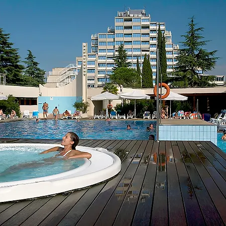 Sunny By Valamar, Ex Crystal Hotel Porec