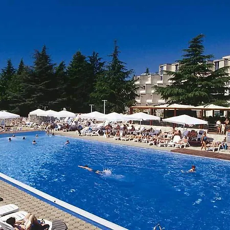 Sunny By Valamar, Ex Crystal 4*
