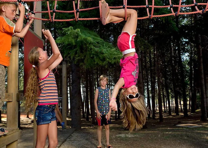 מלון Valamar Crystal