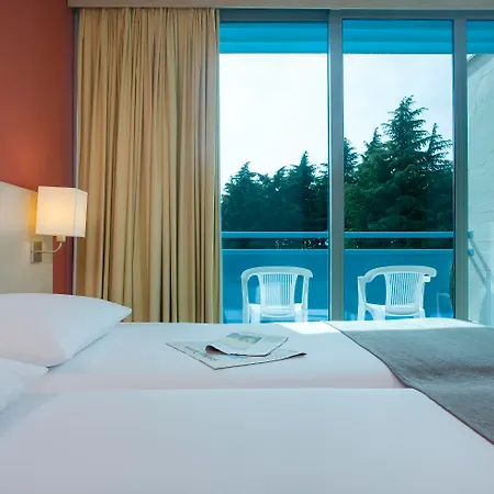 فلمار كريستال 4* بوريتش