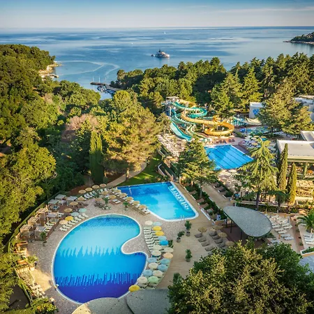 Valamar Crystal Hotel 4*