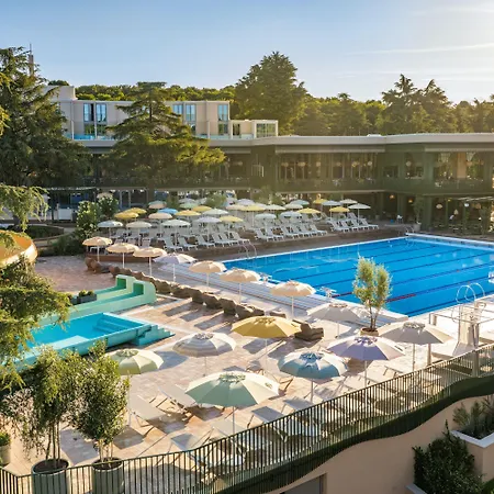 Valamar Crystal