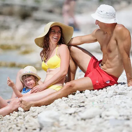 Valamar Crystal Hotell 4*