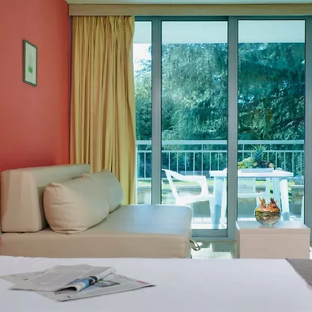 Hotel Valamar Crystal 4*