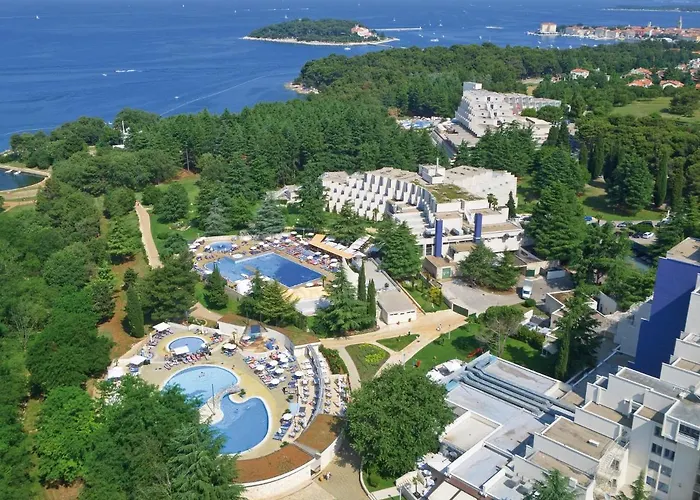 Valamar Crystal 호텔 4*
