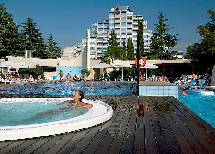 Valamar Crystal 호텔 포레치
