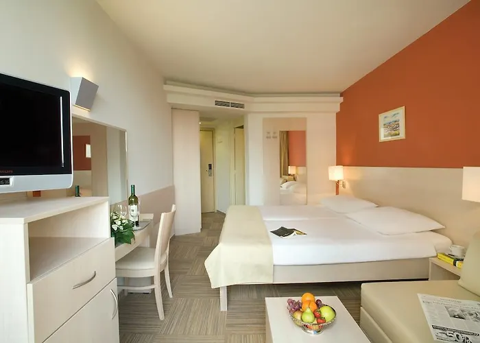 Valamar Crystal 포레치