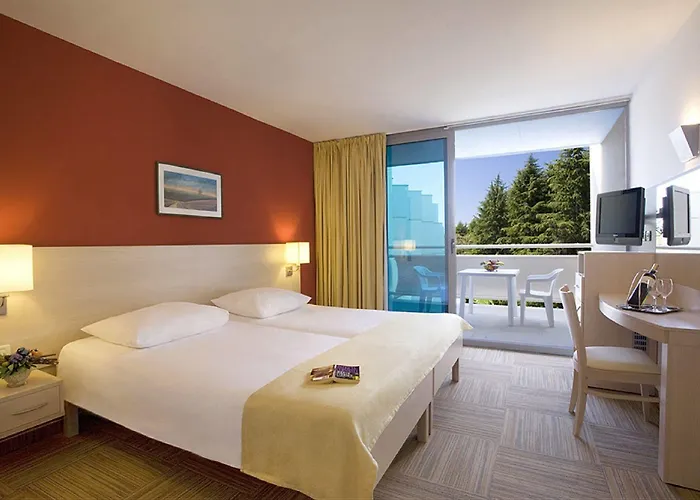 Valamar Crystal 4* 포레치
